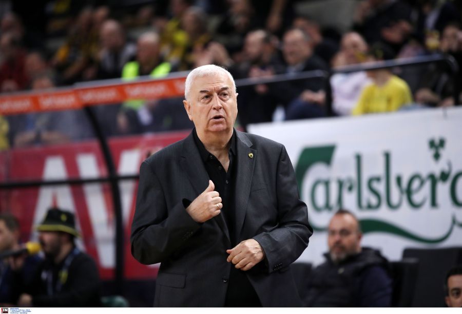 Ξέσπασμα με μεγάλες αλήθειες από Σάκοτα: «Δεν έχω δει τέτοιους κανονισμούς στη ζωή μου - Οι άλλοι δεν παίζουν playoffs όπως εμείς!»