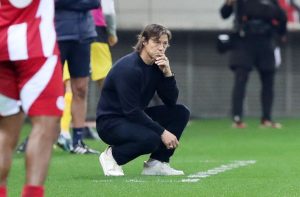 Τι ετοιμάζει ο Αλμέιδα για Ολυμπιακό – Ποιος “παίζει” για βασικός