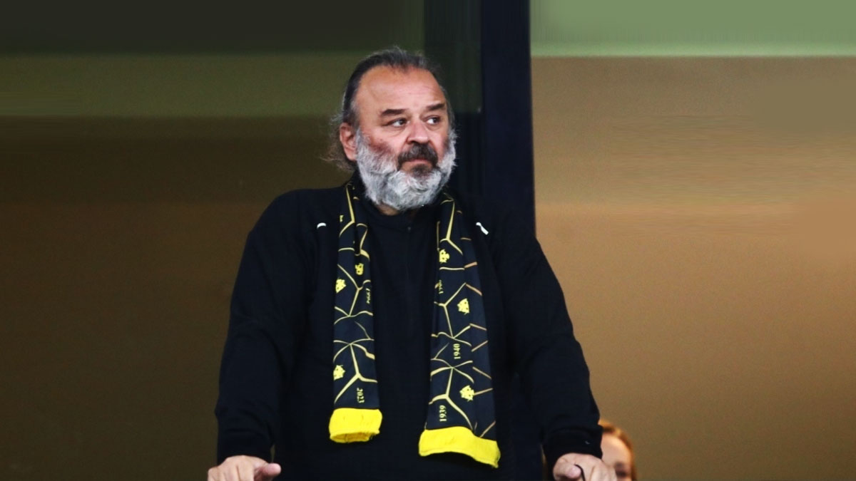 Στα Σπάτα ο Ηλιόπουλος - Συνάντηση με Αλμέιδα-Ριμπάλτα πριν τον Ολυμπιακό!