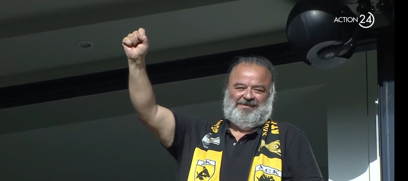 Αποθέωση από τον Μάριο Ηλιόπουλο στις Πρωταθλήτριες της ΑΕΚ!