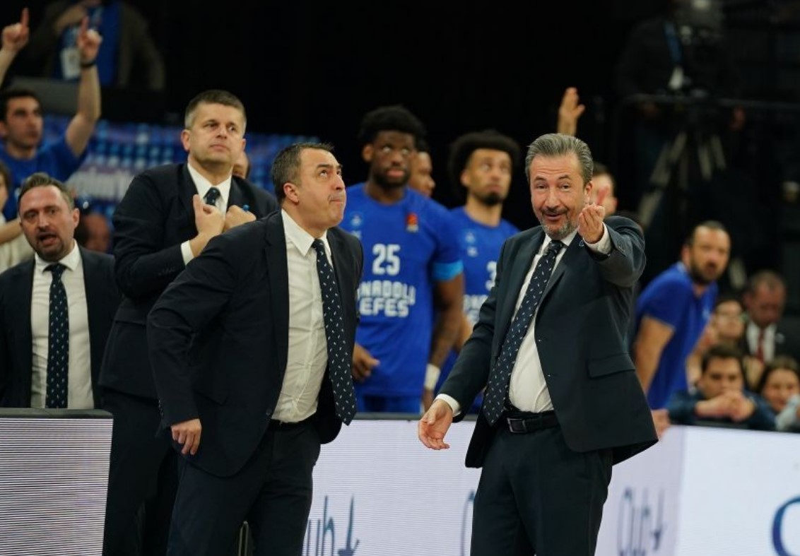 Η Εφές του Μπάνκι (85-82) τον Παναθηναϊκό και 2-2 στη σειρά!