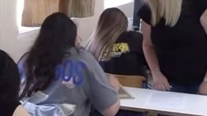 ΑΕΚάρα στις Πανελλήνιες: Υποψήφια εμφανίστηκε στις εξετάσεις με μπλουζάκι της Ένωσης