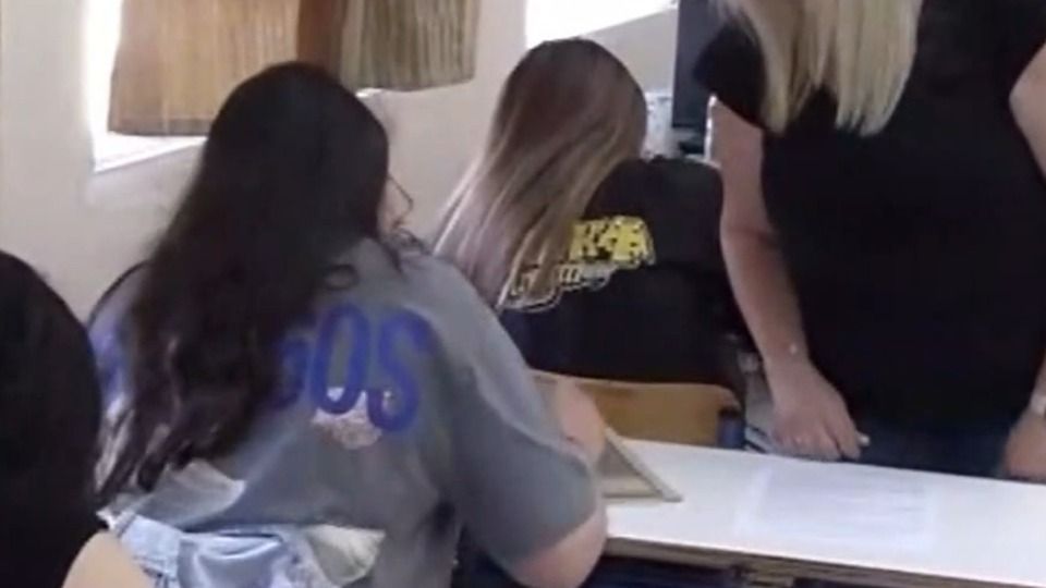 ΑΕΚάρα στις Πανελλήνιες: Υποψήφια εμφανίστηκε στις εξετάσεις με μπλουζάκι της Ένωσης