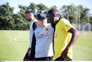 Στην Ολλανδία ο Ζίνι – Το…ιδιαίτερο καλωσόρισμα από Νίκολιτς – Δείτε τι του έκανε