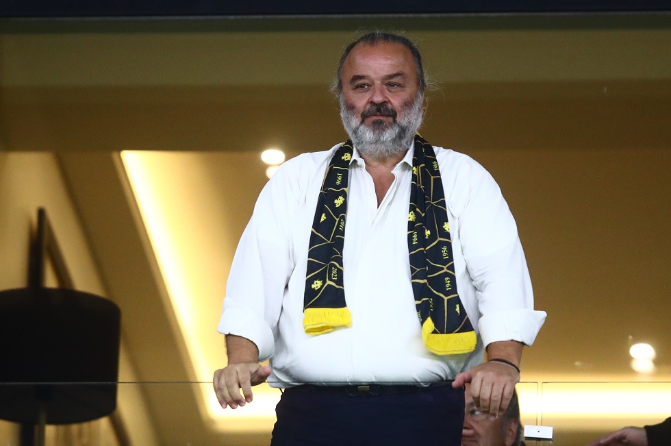 Ο λόγος απουσίας Ηλιόπουλου στη συνάντηση με UEFA - Ποιοι εκπροσωπούν την ΑΕΚ τελικά