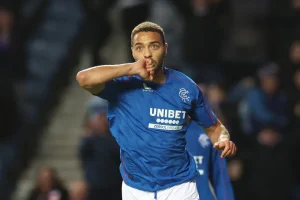 «Σφήνα» σε ΑΕΚ από μεγάλη ευρωπαϊκή ομάδα για Ντέσερς!