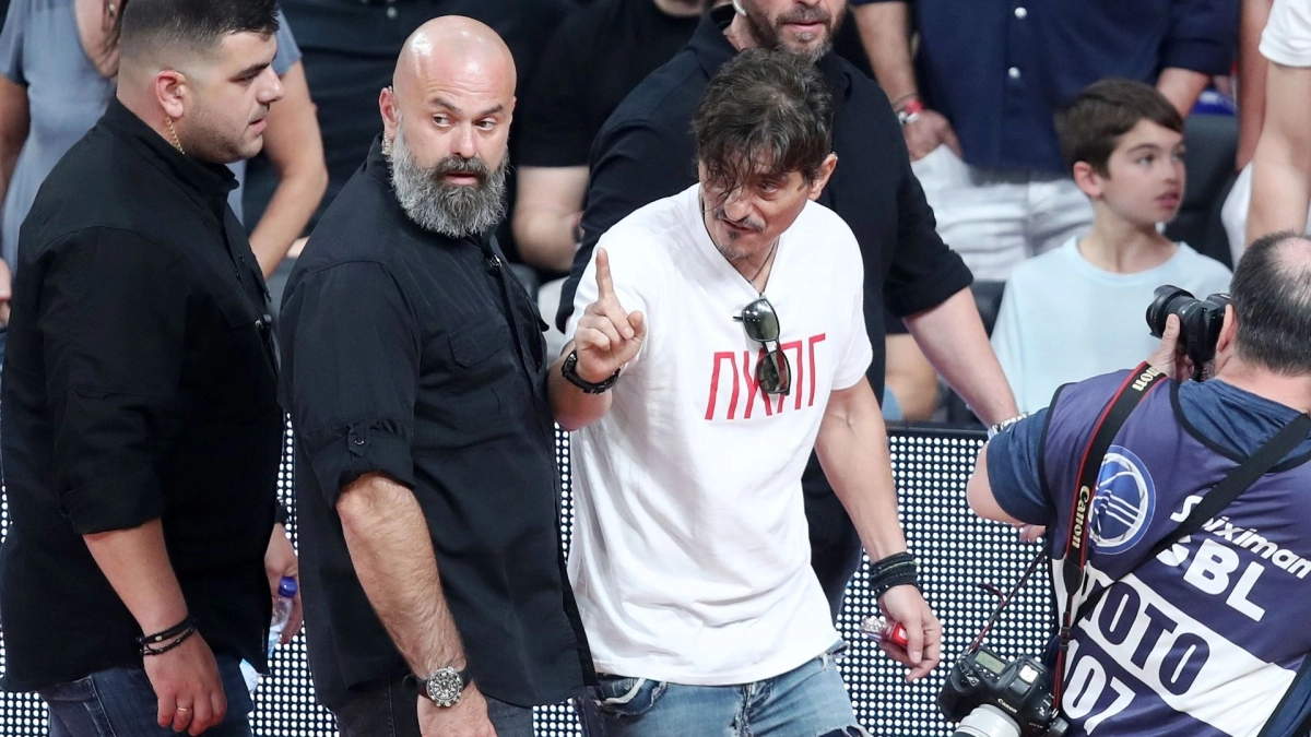 Τι ανακοινώνει η Κυβέρνηση μετά τα όσα έγιναν στο Ολυμπιακός-Παναθηναϊκός - Οι πρώτες πληροφορίες