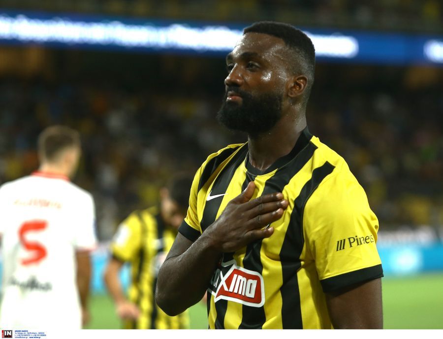 Τρέλα με Πιερό πριν το ΑΕΚ-Άντερλεχτ, το σύνθημα που του φώναξε όλο το γήπεδο