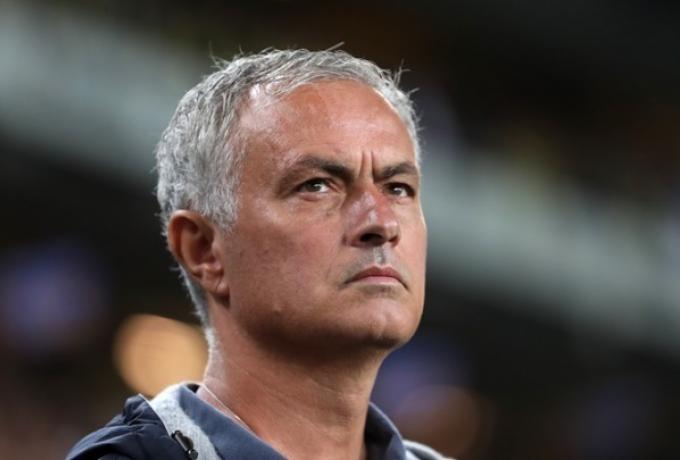 Τέλος ο Μουρίνιο από τη Φενέρμπαχτσε