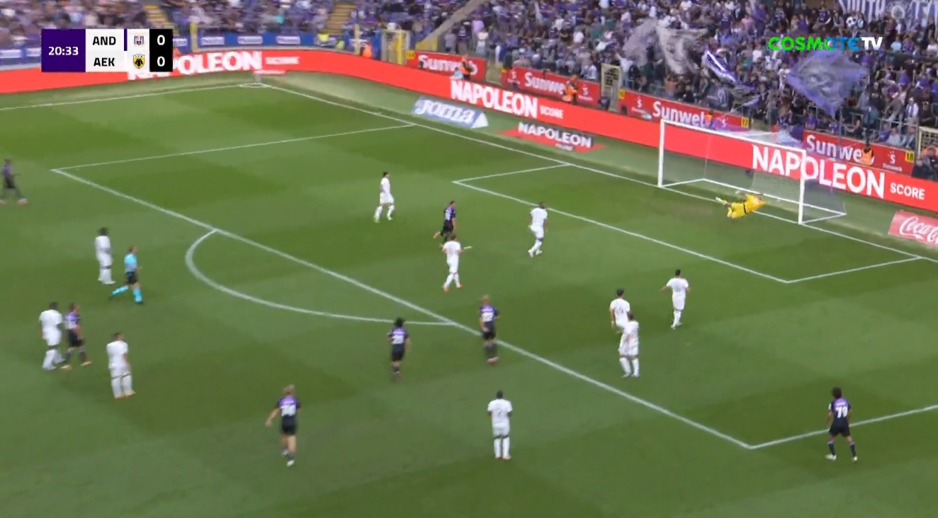 Όλη η άμυνα της ΑΕΚ κοιτούσε τον Ντόλμπεργκ, 1-0 η Άντερλεχτ! (vid)