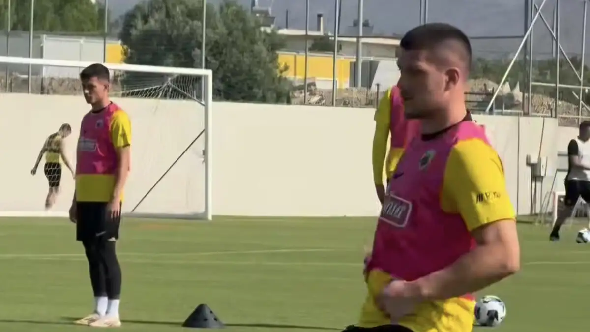 Τσακίρης: «Προπονήθηκε κανονικά ο Γιόβιτς - Η ΑΕΚ θέλει δεξί μπακ και χαφ»