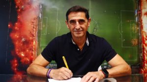 Έκπληξη Μανόλο Χιμένεθ με πρώην παίκτη της ΑΕΚ στον Άρη – Ποιος αναλαμβάνει βοηθός του