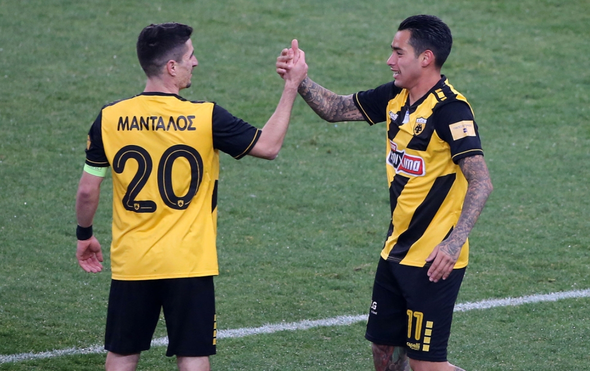 Η ανάρτηση Αραούχο για Μάνταλο και τις 400 συμμετοχές του με την ΑΕΚ!