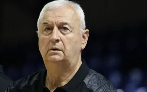 Σάκοτα: «Νιώθω ντροπή που έπαιξε έτσι η ομάδα μου»