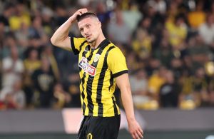 Πρόβλημα με Γιόβιτς, επιστρέφει τραυματίας από την Σερβία – Οι πρώτες πληροφορίες