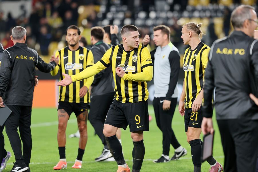 Τι συνέβn στην OPAP Arena μετά το τέλος του ΑΕΚ-Σάμροκ Ρόβερς