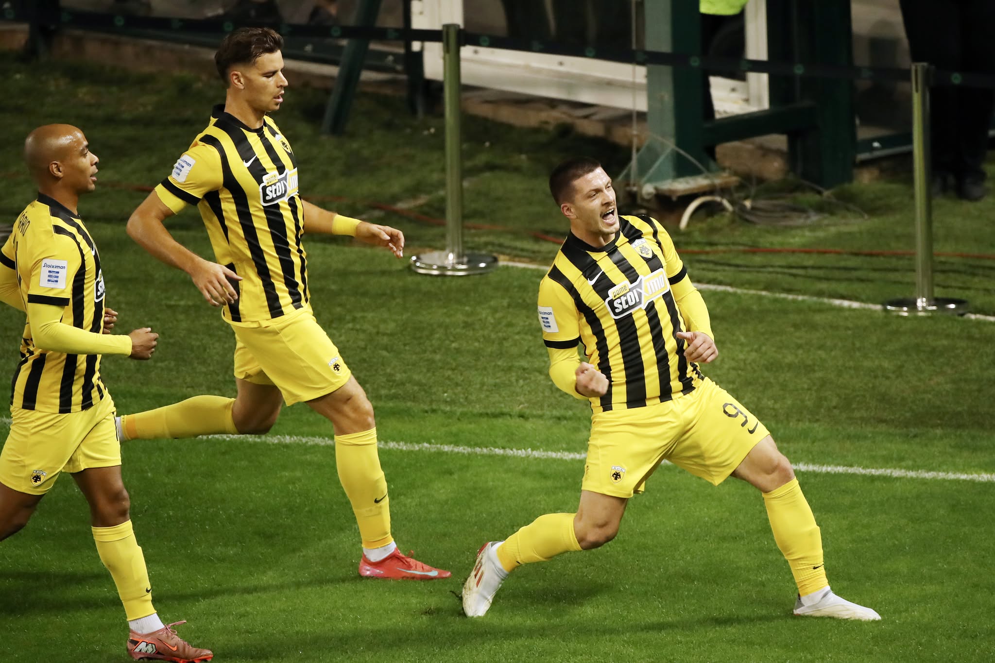 Μαγική κομπίνα στο φάουλ: Το 0-1 της ΑΕΚ με Γιόβιτς