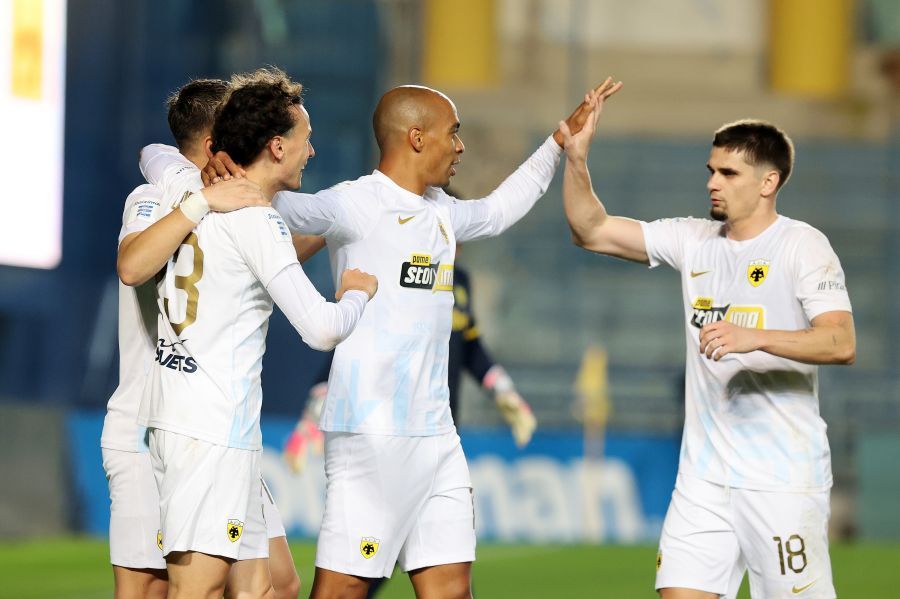 Οι γκολάρες Πινέδα και Ζοάο Μάριο για το 0-2 της ΑΕΚ στο ημίχρονο με Παναιτωλικό! (vid)