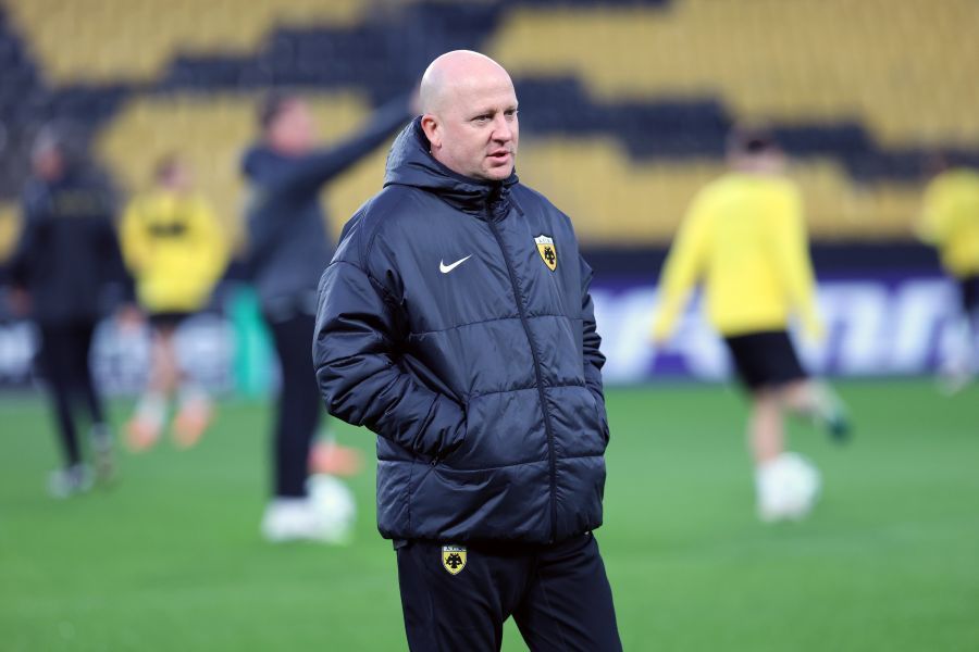 Με Βίντα βασικό: Η 11αδα της ΑΕΚ με Κραϊόβα