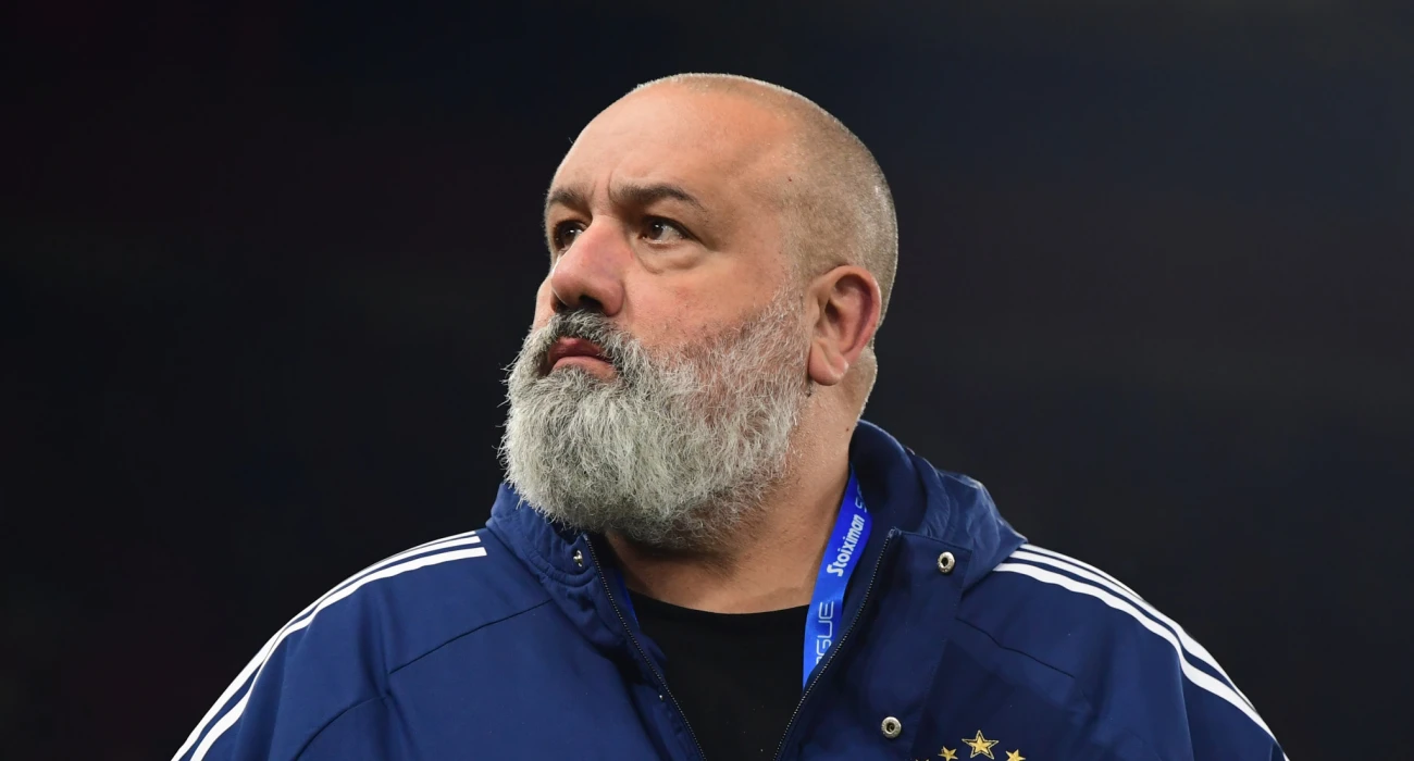 Τέλος η συμμαχία Ολυμπιακού-ΠΑΟΚ στην ΕΠΟ - Φουλ επίθεση Καραπαπά σε Γκαγκάτση και Λανουά