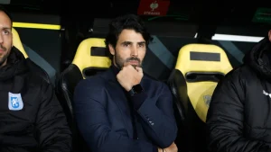 «Αιχμές» για διαιτησία από τον προπονητή Κραϊόβα: «Αν εξηγήσω τι έγινε, ίσως τιμωρηθώ άδικο το αποτέλεσμα»