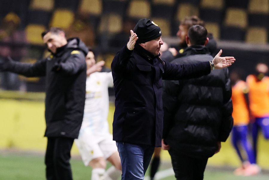 Δηλώσεις με νόημα από Νίκολιτς μετά το Άρης-ΑΕΚ, πολλά παράπονα από τους παίκτες, τι είπε