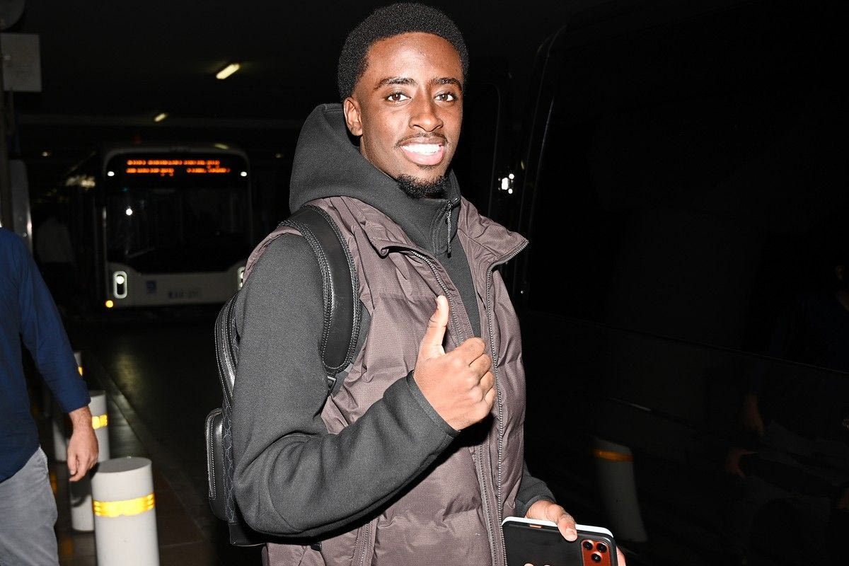 Έφτασε στην Αθήνα για την ΑΕΚ ο Χακίμ Σαχαμπό