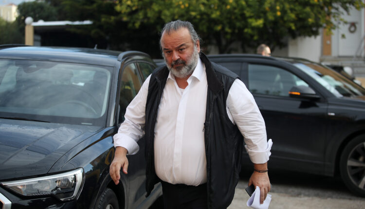 Μόλις το ανακοίνωσε η Superleague - Η τιμωρία σε ΑΕΚ και Ηλιόπουλο