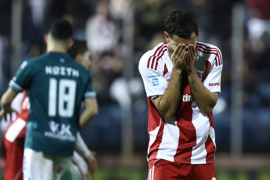 Δεν είχε Ολλανδούς: Γκέλα και στη Λιβαδειά ο Ολυμπιακός, 0-0 κόντρα στον Λεβαδειακό των 10 παικτών!