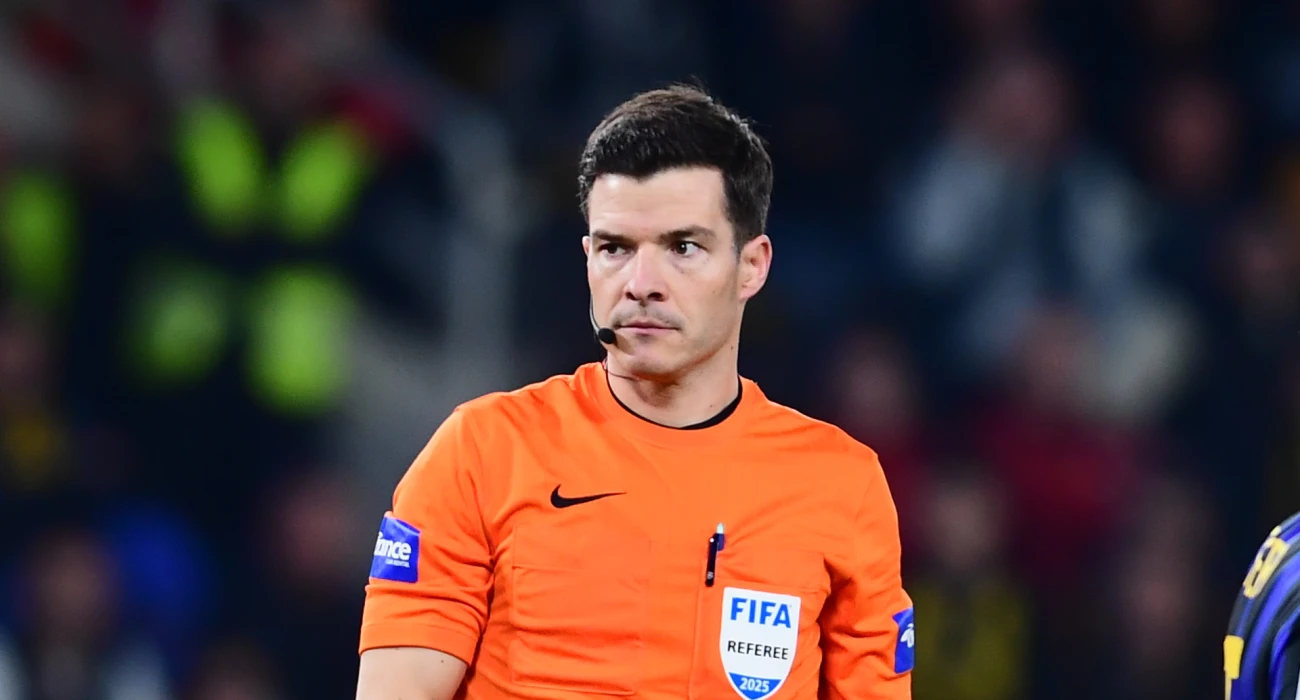 Δεν είναι Elite: Ποιον...γνωστό Γερμανό φέρνει η ΚΕΔ για το ΠΑΟΚ-ΑΕΚ, ποιος θα είναι στο VAR