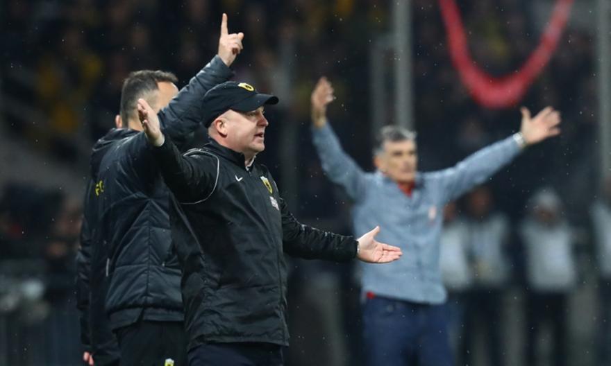 «Ο Μάκελι μου είπε...» - Δήλωση που θα συζητηθεί από Νίκολιτς στη Συνέντευξη Τύπου μετά το ΑΕΚ-Ολυμπιακός