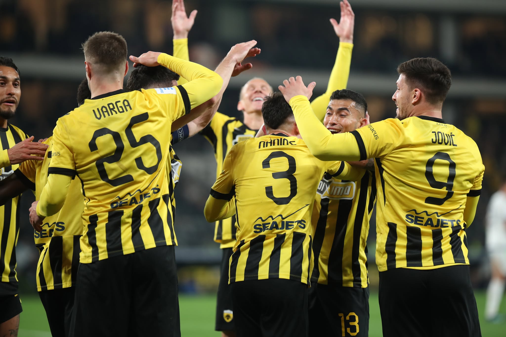 Μόνη πρώτη η ΑΕΚάρα: Η τελική βαθμολογία στη κανονική διάρκεια Superleague μετά τις γκέλες ΠΑΟΚ - Ολυμπιακού