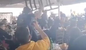 Τρέλα στο Βόλο από τον κόσμο της ΑΕΚ!