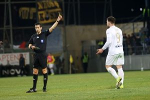 Τα παίζουν όλα..για όλα: Ποιους όρισε η ΚΕΔ στο Ατρόμητος-ΑΕΚ