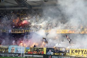 Παρακάμερα ΑΕΚ-ΠΑΟΚ: Η απίθανη ατμόσφαιρα από τα παλιά, οι πανηγυρισμοί και η αποθέωση στο τέλος