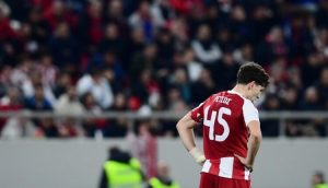 Άγρια γιούχα στο Καραϊσκάκη μετά το Ολυμπιακός-ΑΕΚ