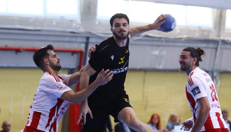 Έχασε με το...έτσι θέλω κάποιον η ΑΕΚ, 36-30 από Ολυμπιακό στην Ηλιούπολη