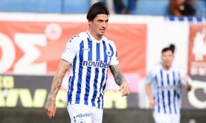 Τι κάνεις Στίβεν: Ασύλληπτος Τσούμπερ έχει βάλει ήδη 4 γκολ σε 40 λεπτά κόντρα στον Πανσερραϊκό
