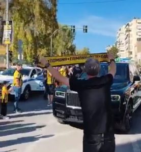 Χαμός με Δημήτρη Μελισσανίδη στην άφιξη του στο γήπεδο – Bίvτεo