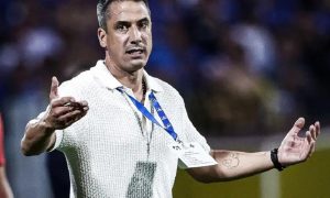 Άλλο ματς είδε ο προπονητής της Λέφσκι – Τι είπε σε νέες του δηλώσεις για ΑΕΚ