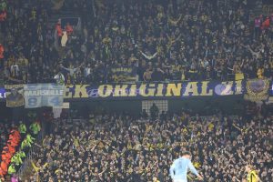 «Εκεί, εκεί, στη Β’ Εθνική» – Το σύνθημα των οπαδών της ΑΕΚ σε αυτούς της Σίτι