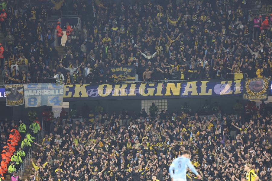 «Εκεί, εκεί, στη Β' Εθνική» - Το σύνθημα των οπαδών της ΑΕΚ σε αυτούς της Σίτι